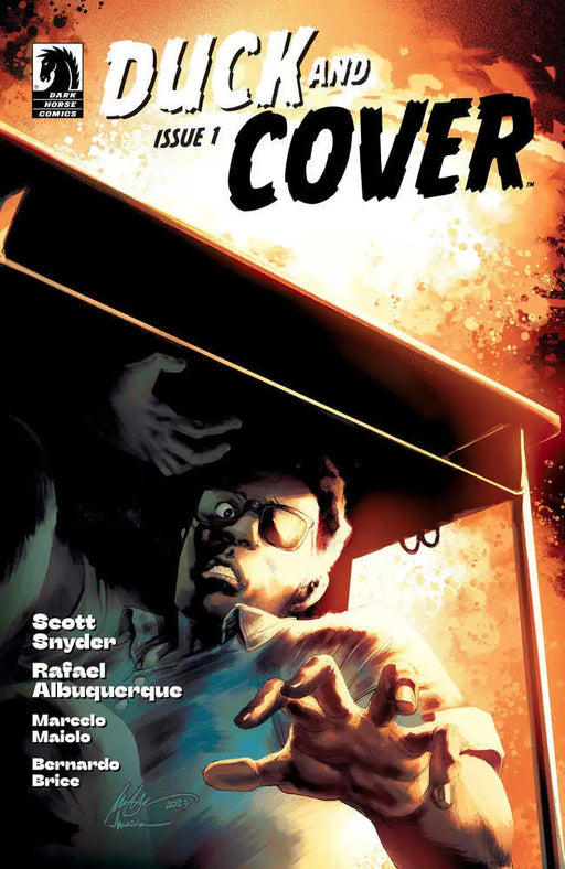 Duck And Cover #1 (Cover A) (Rafael Albuquerque) Dark Horse