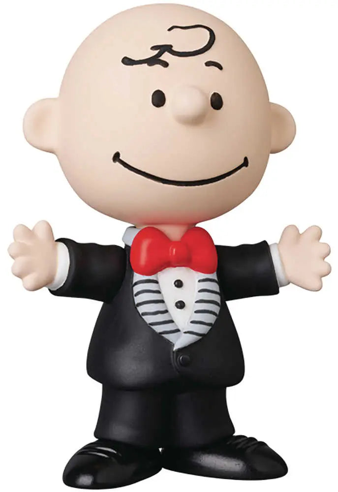 Peanuts Charlie Brown Tuxedo Ultra Detail Figure Figure Series 17 Medicom Toy Corporation