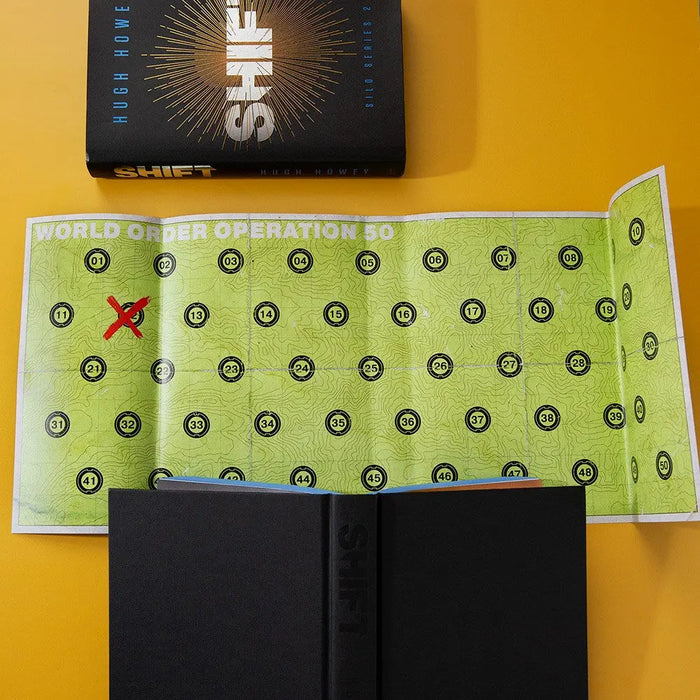 Shift Deluxe Collector's Edition: Book Two of the Silo Series William Morrow