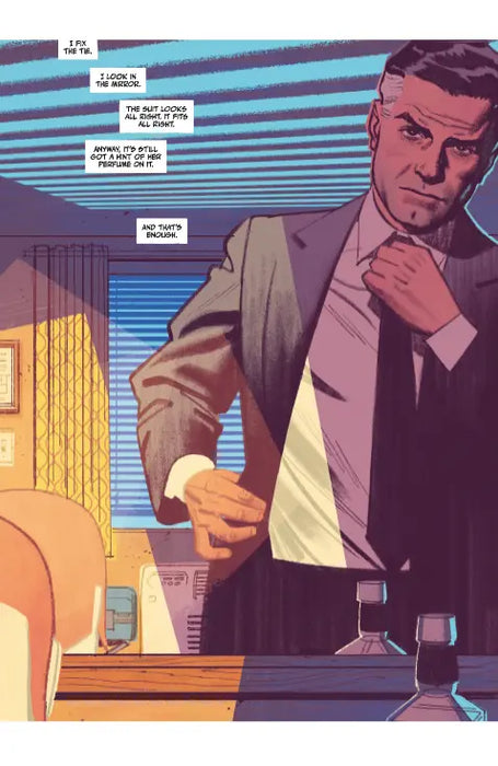 Human Target By Tom King & Greg Smallwood The Deluxe Edition Hardcover (Mature)